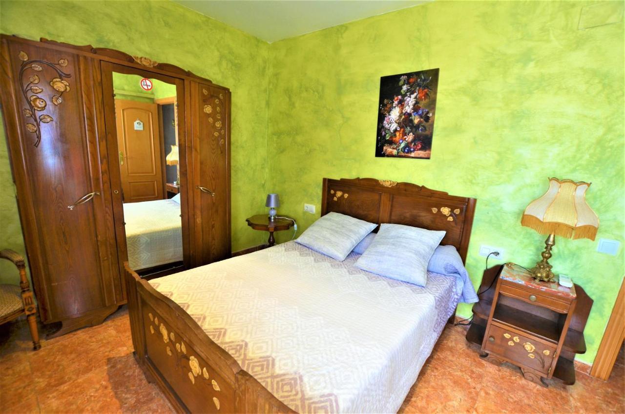 Villa Olombel Massanet De La Selva Extérieur photo